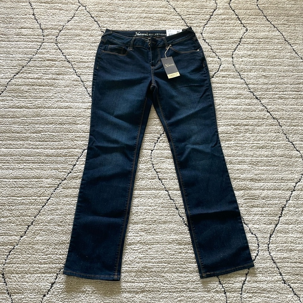 Women’s Classic Straight Jeans NWT
